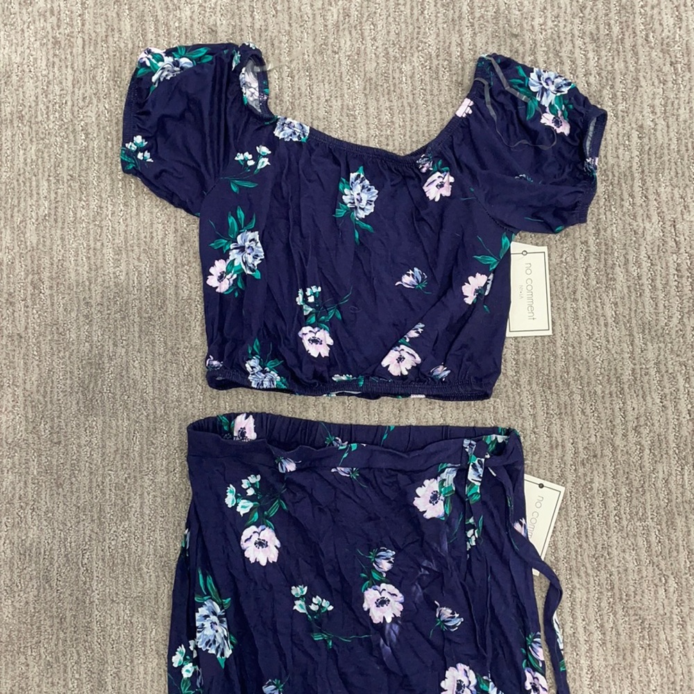 Two piece set
